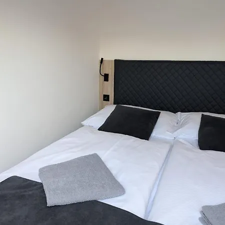Guest house Penzion Ema B&B 3*