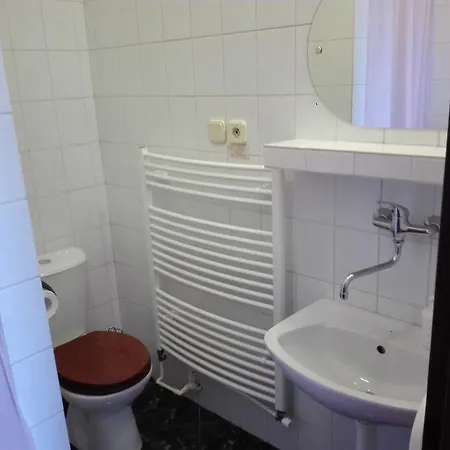 Guest house Penzion Ema B&B 3*